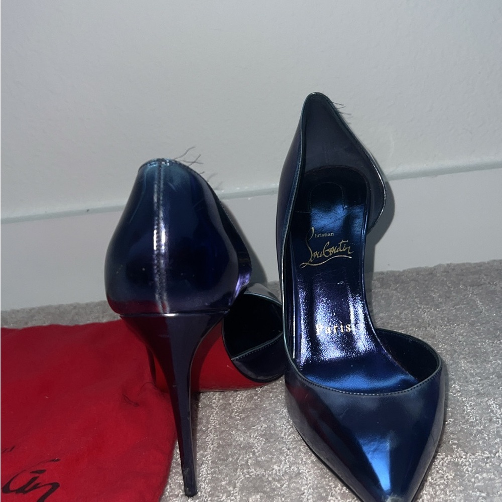 Metallic Blue Christian Louboutin Iriza pumps size 8